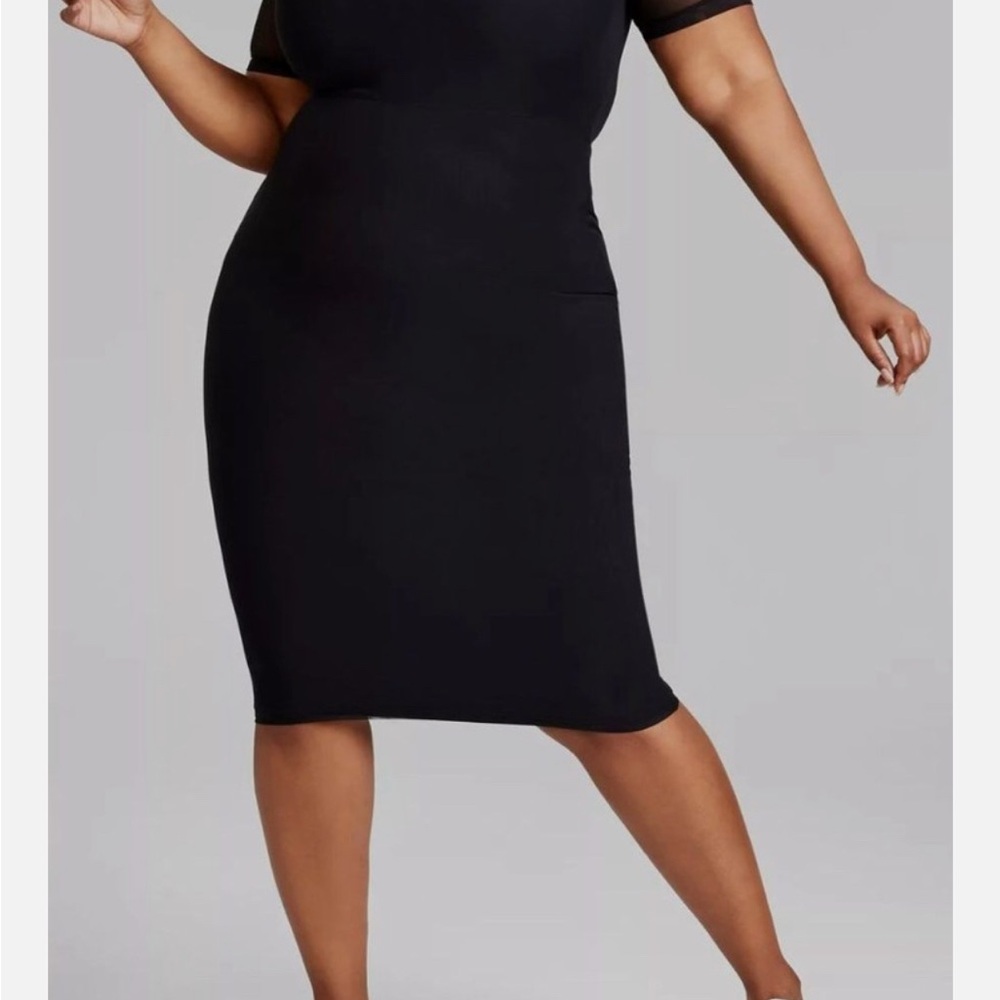 Chic Black Midi Dress